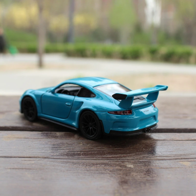 WELLY 1:36 2016 Porsche 911 GT3 RS Sports Car Pull Back Car Model Car Metal Alloy Toy Car For Kid Gifts Collection BD36