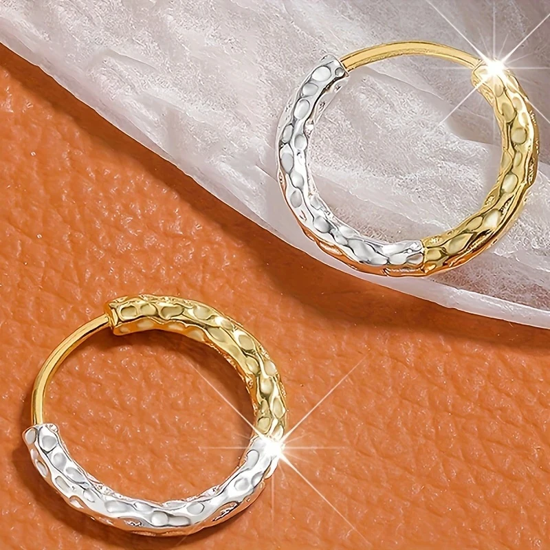 Huitan Delicate Two-tone Hoop Earrings with Hammered Texture Pattern Opulent Fashion Accessories Trendy Chic Engagement Jewelry