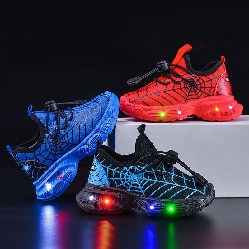 Zapatos deportivos para niños, zapatillas con luz LED de Spider-Man, transpirables, cómodas e informales, primavera y otoño, 1 a 6 años