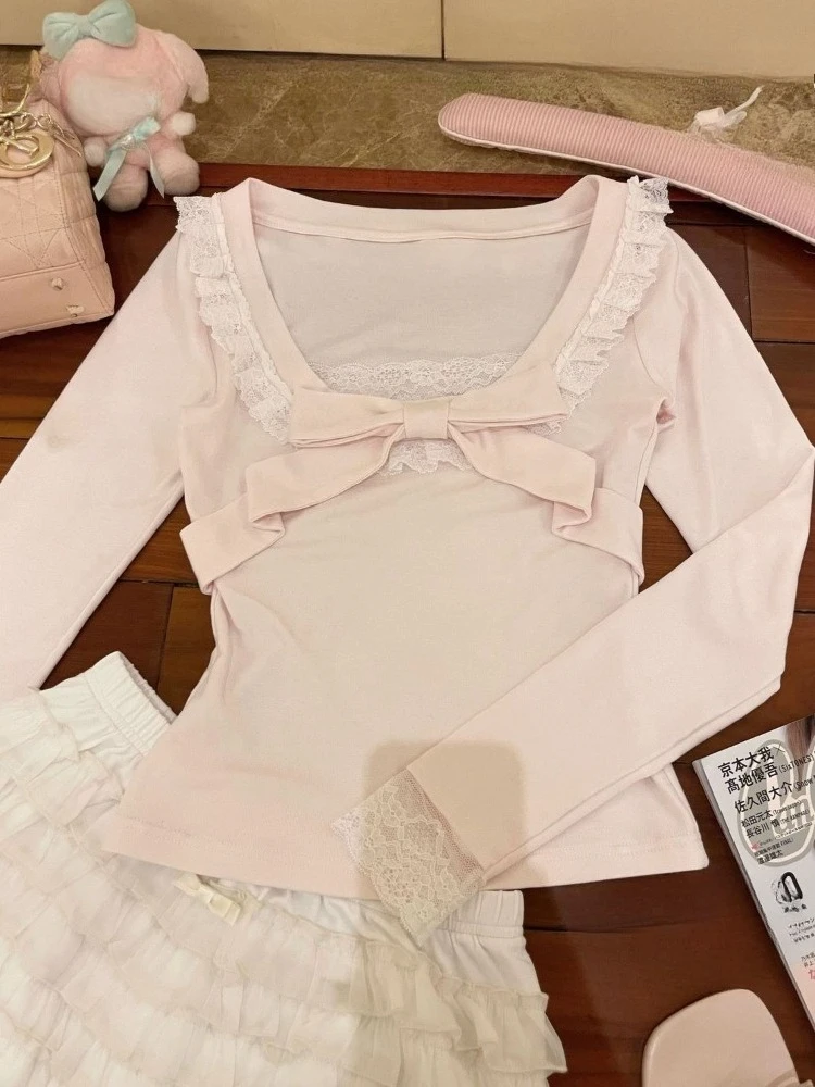 Camiseta de encaje de manga larga con lazo rosa 2026 para mujer, diseño dulce, ajuste ceñido, camisa favorecedora, moda coreana, capa base, camiseta.