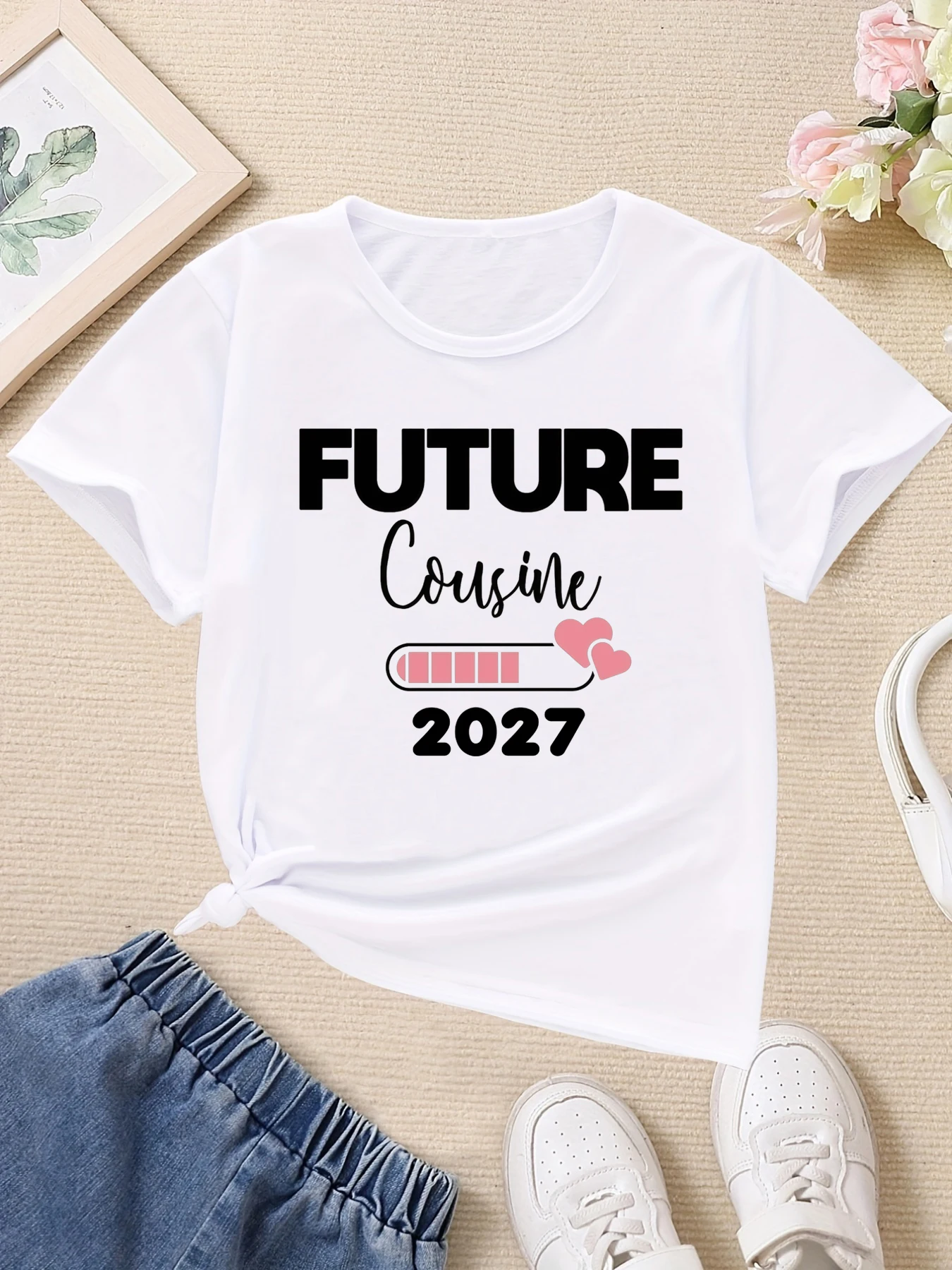 Zukünftige Cousine wird geliefert 2027 Bedrucktes T-Shirt Mädchen Schwangerschaftsankündigungs-T-Shirt Sommer Kurzarm-T-Shirt – Detail 4