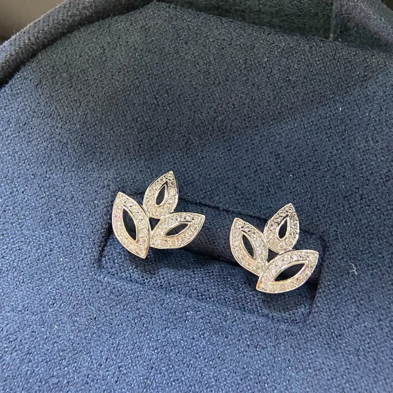 Leaf Shape Hollow Stud Earrings, Copper Alloy Paved Shiny Zircon, Delicate Luxury Style Jewelry for Women, Perfect for Daily Outfit, Wedding, Banquet, Dating and Birthday Gift