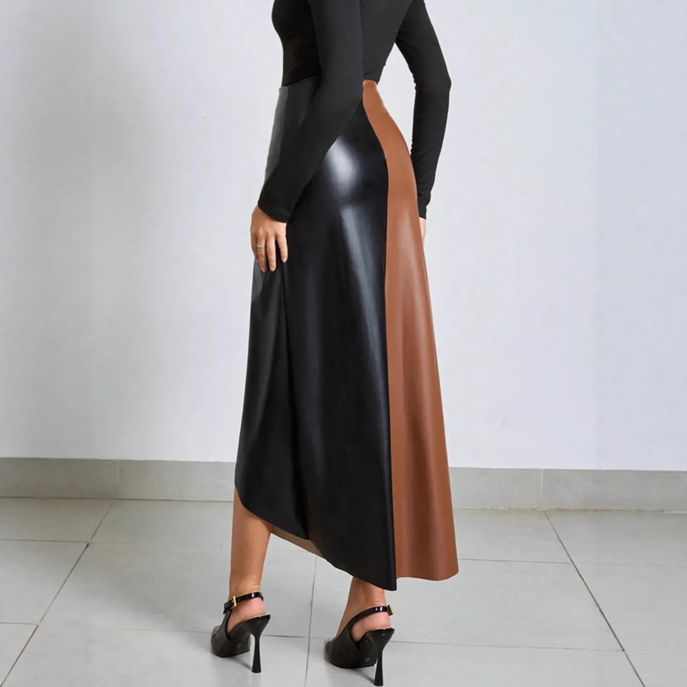 25 Winter New PU Color Matching Leather Skirt High Waist Zipper Slim Hip Zipper Long Skirt Women