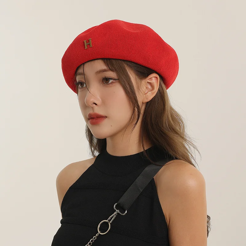 Fashion Metal Letter Literary Berets for Women Summer Breathable Knitted Painter Hat Student Ins Korean Versatile Red Beret