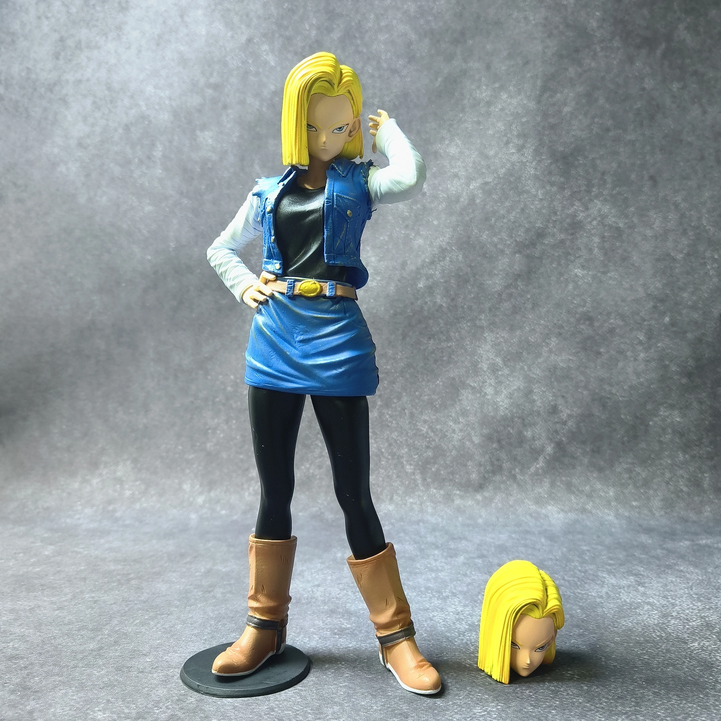 

26cm Dragon Ball Z Anime Figure Android 18 PVC Action Figures Collection PVC Model Decoration GK Toys Children Christmas Gifts