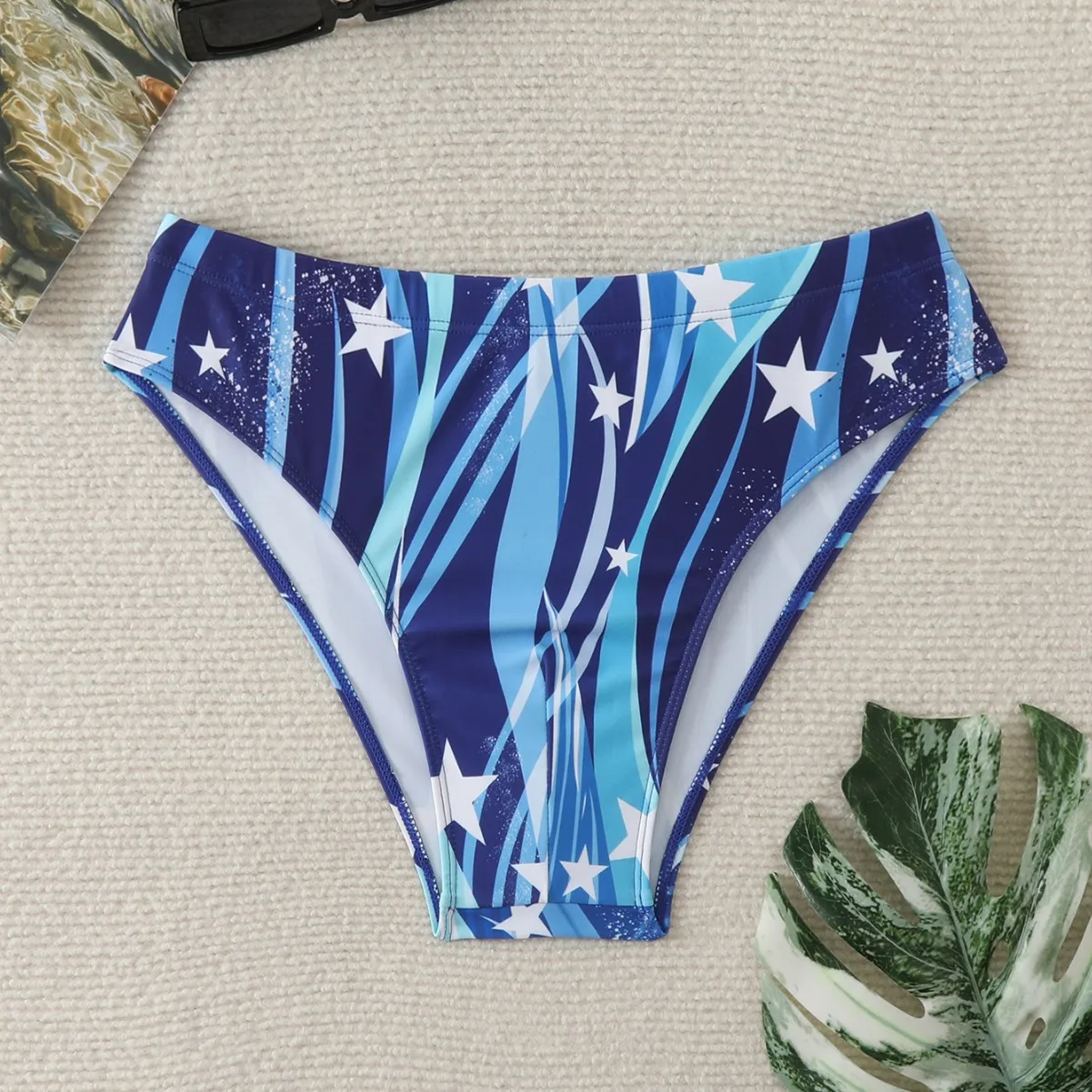 Men's Swimming Trunks Print Splicing Personalized Swimming Trunks Hot Spring Family Pool Beach Youth Low-rise Swimming Trunks