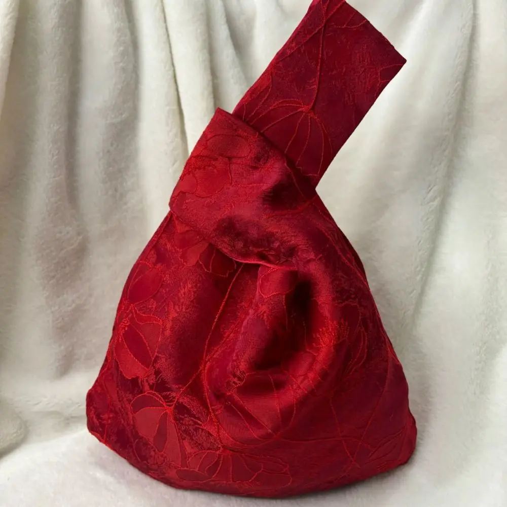 

Cheongsam Accessories Tassel Knot Wrist Bag Flower Pendant Small Item Pouch Embroidery Handbag Bucket Bag Red Festive Sugar Bag