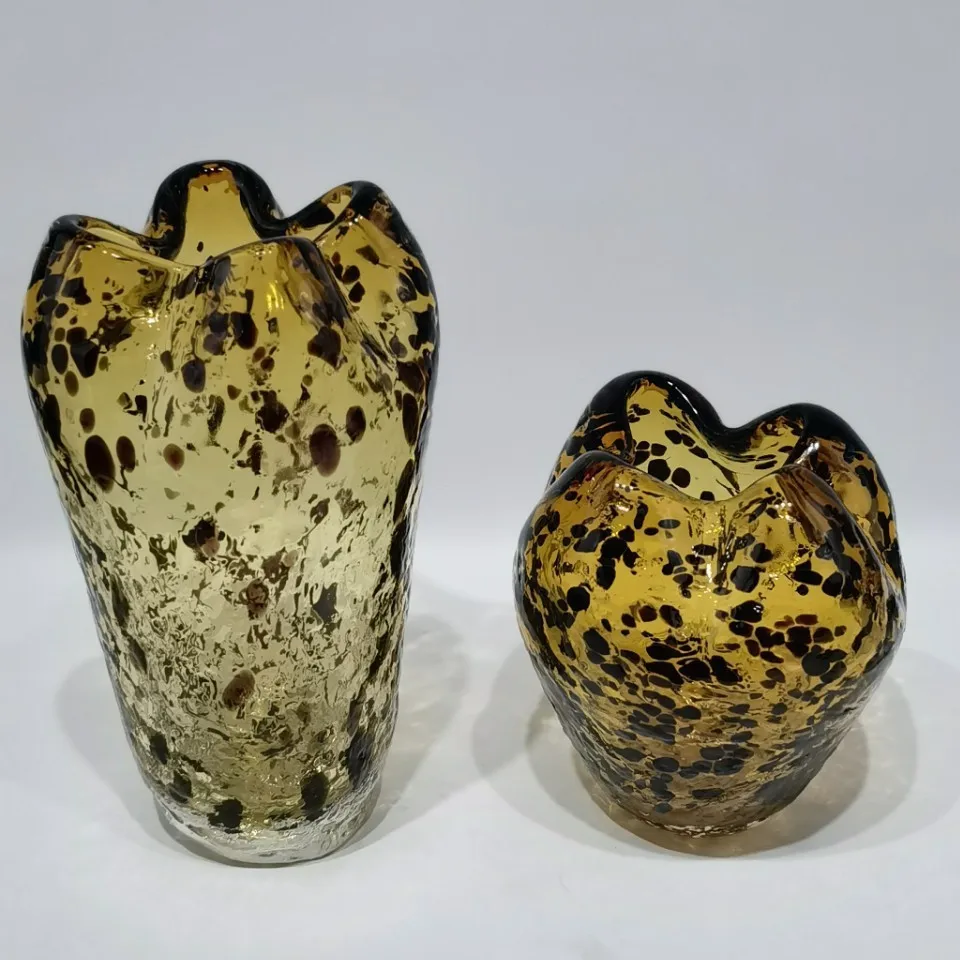 Modern simple brown speckled petals mouth glazed flower ware vase model house home club soft Chinese vase