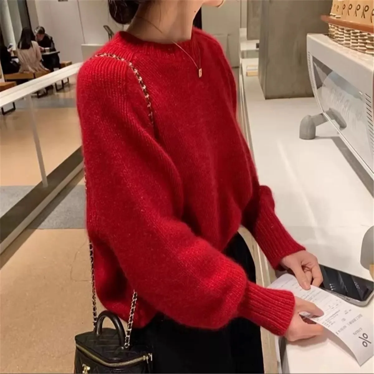 Novo estilo de ombro sela pulôver malhas femininas camisola de lã pura em torno do pescoço fio dourado decoração alta qualidade solto topo