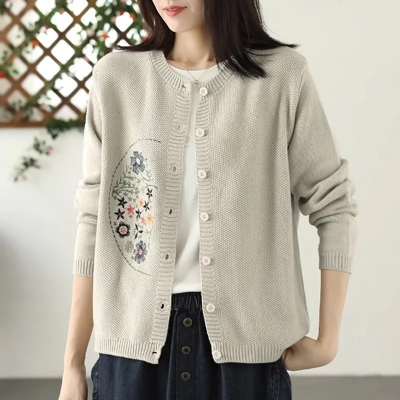 Autumn Winter Vintage Embroidery Cardigan Sweater Female Loose Casual Fashion All-match Buttons Knitting Coat Women Outwear Top