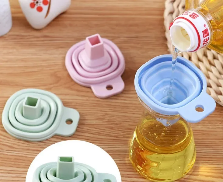 

4pcs Kitchen Cozinha Cooking Tools Accessories Silicone Gel Foldable Collapsible Style Funnel Hopper Gadgets Outdoor LF 130