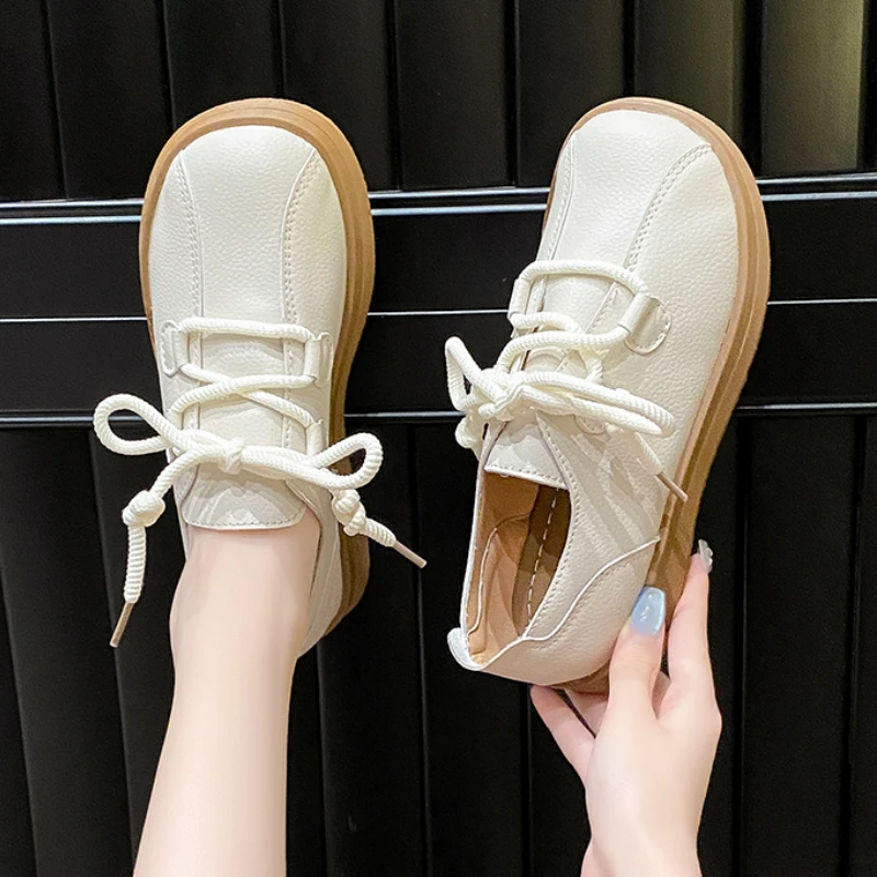 Women Single Shoes Spring and Autumn New Low Heel Round Head Lace-up College Shoes Casual Fashion Wear-resistant Leather Shoes