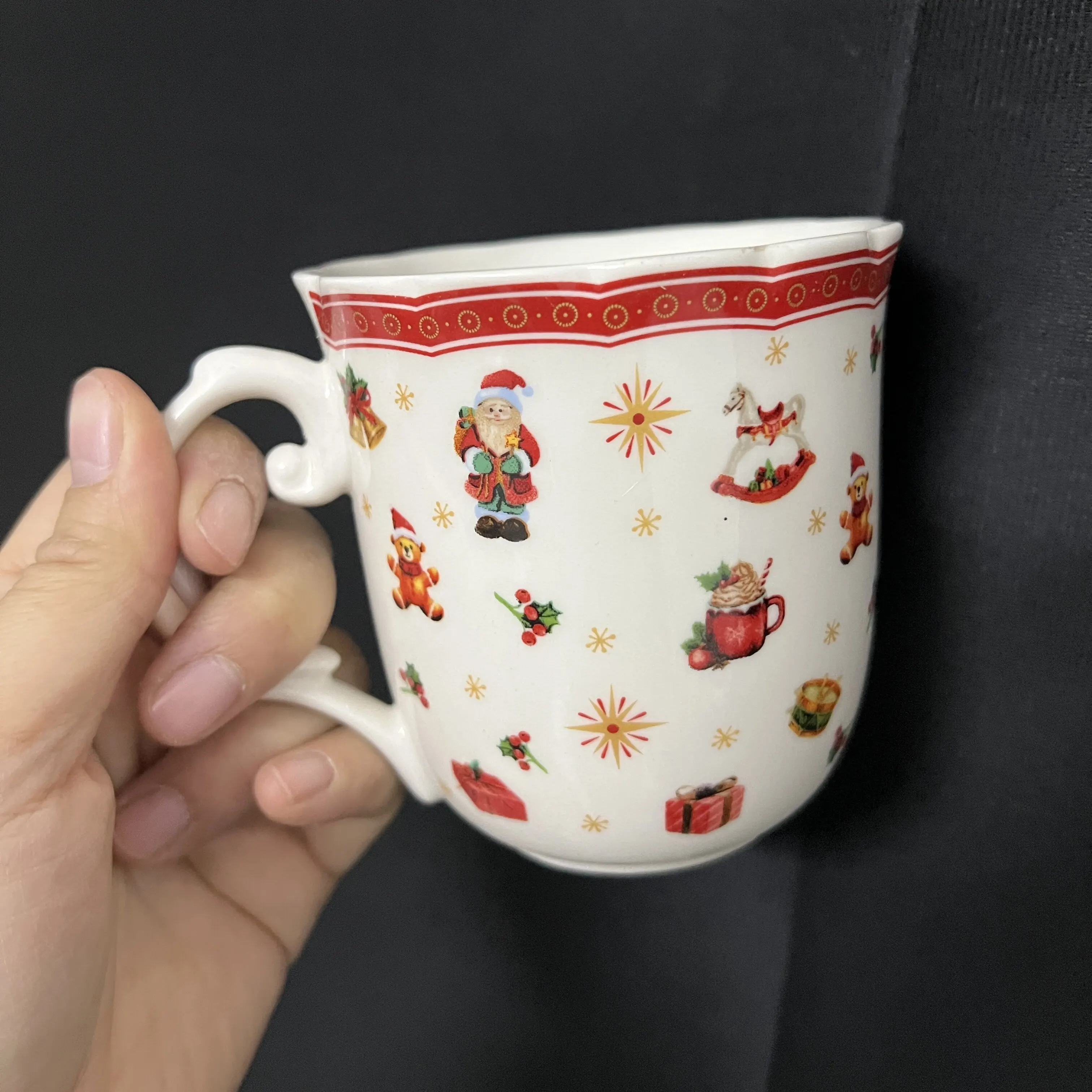 Weihnachtliche Geschenk-Tasse mit Blumenmuster ohne Untertasse, Exportware, Wasserbecher, Teetasse