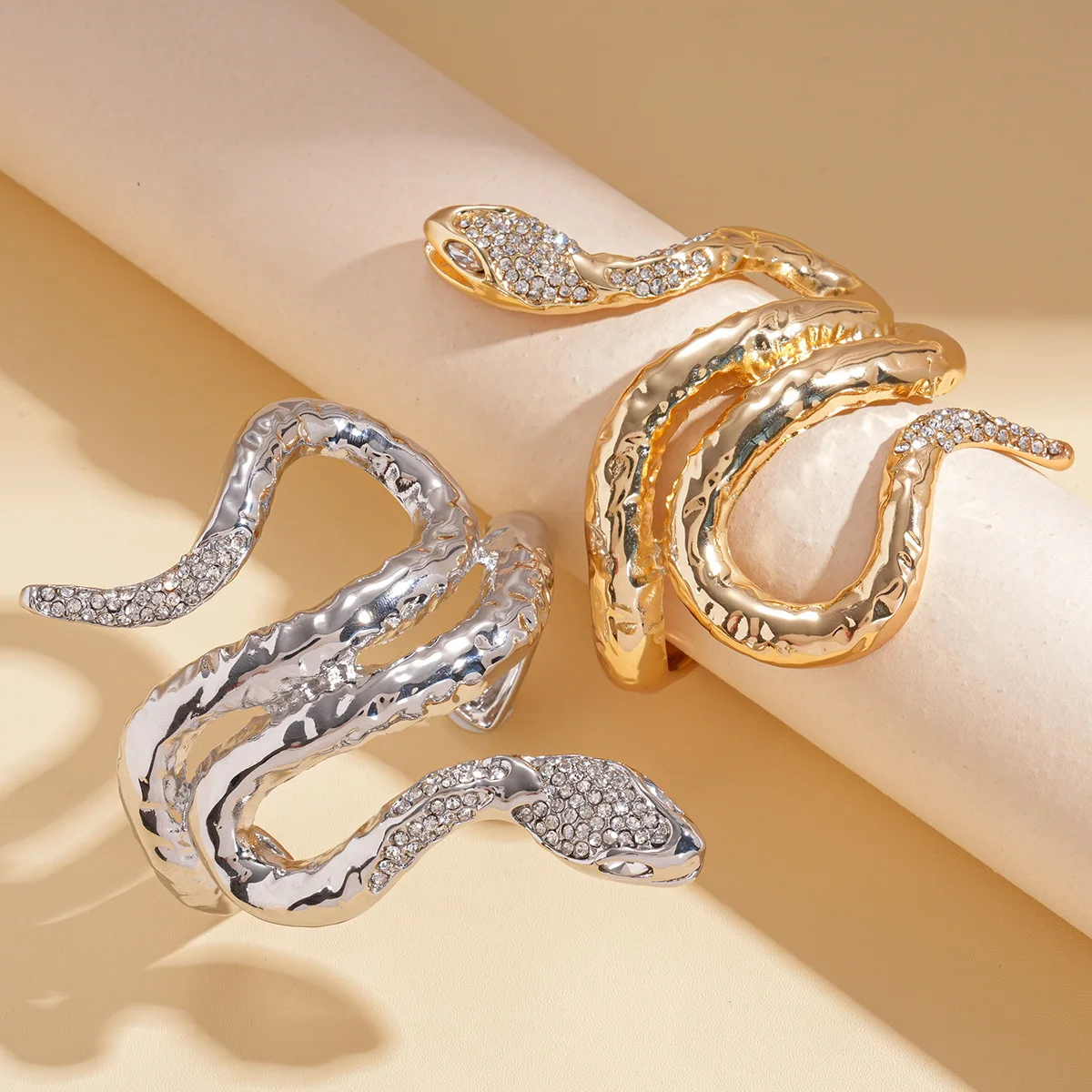 

European and American Exaggerated Irregular Snake Bracelets Bangles for Women Party Fashion Punk Zircon Bracelet Accessories