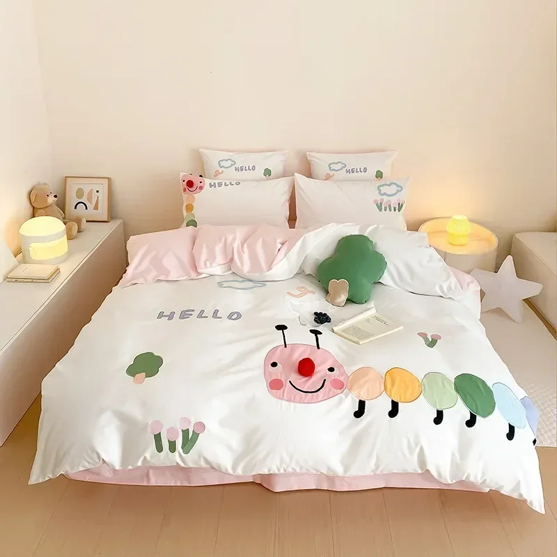 100S High Count Cotton Matte Four Piece Cute Embroidered Quilt Cover with 1.8m Thick Bedding