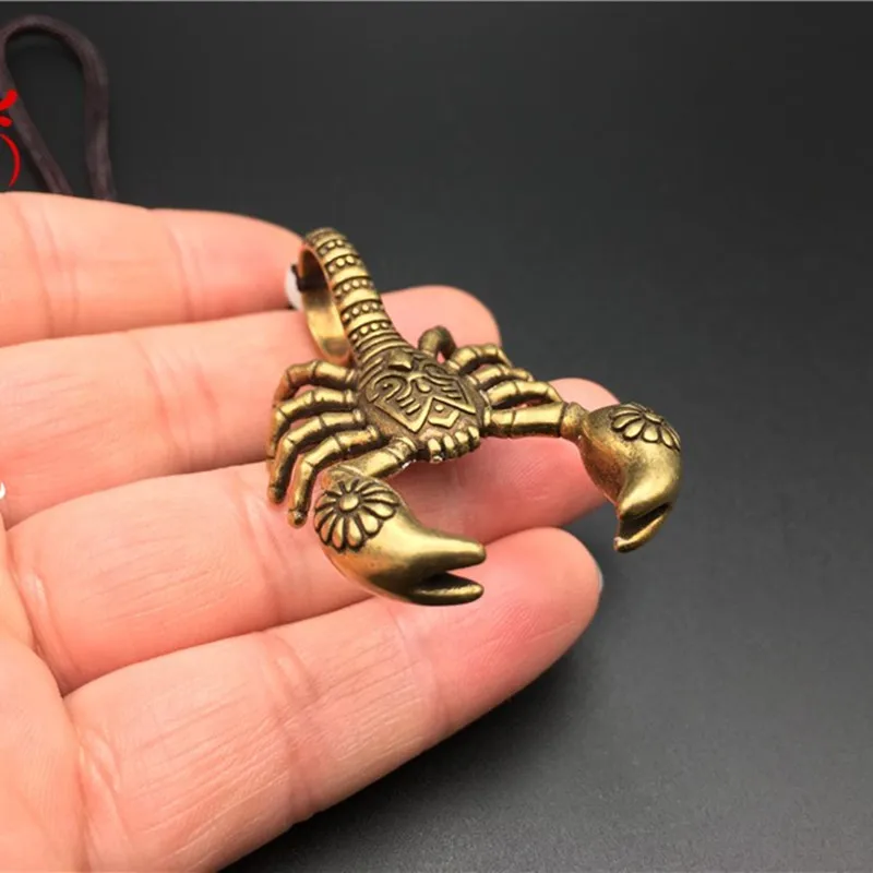 Retro Men's Scorpion Pendant Necklace Clavicle Chain Brass Ladies Gold Brand New Korean Style European and American Fashion Jewe