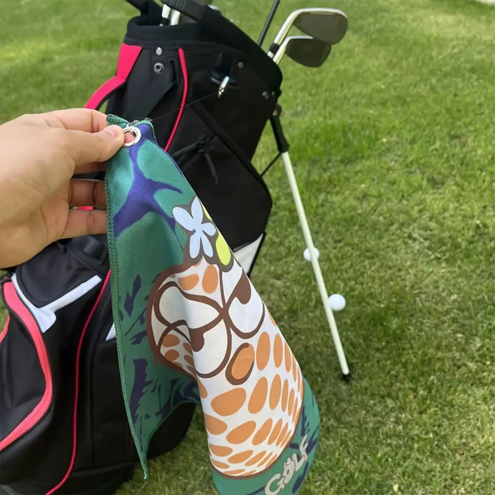 منشفة جولف جديدة عالية الجودة، طباعة على الوجهين، خطاف قابل للسحب، سريع الجفاف، قابل للغسل في الغسالة، مناسبة لحقيبة الجولف #2