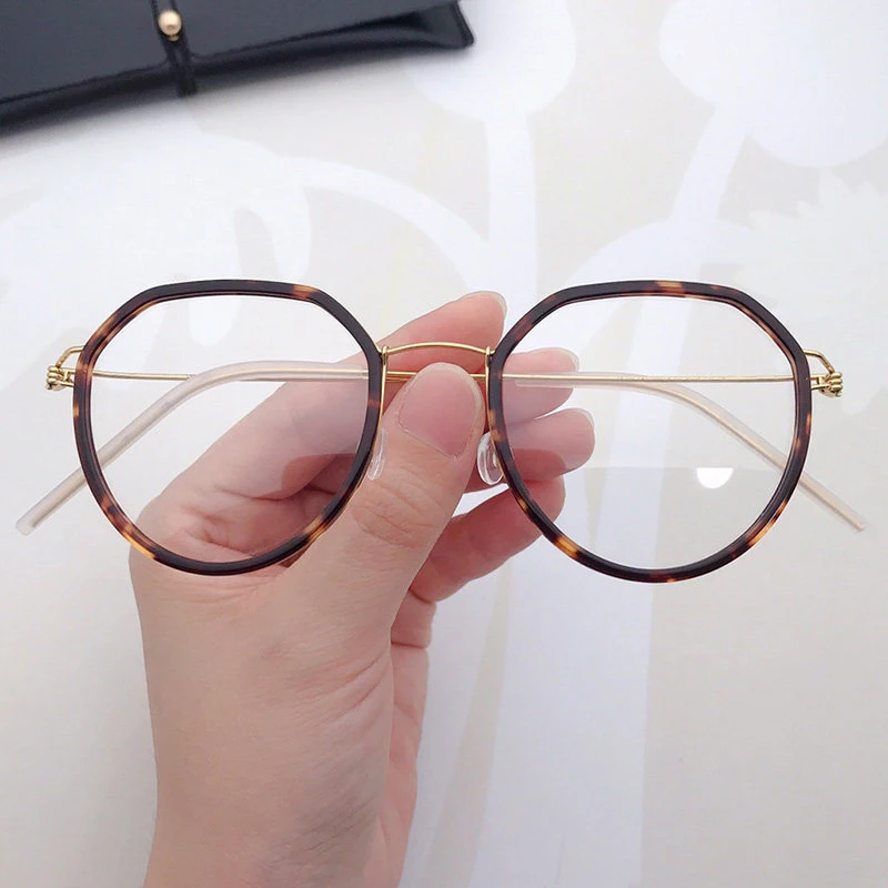 Ultralight Screwless Titanium Eyeglasses Men Women Retro Polygon Glasses Frame Myopia Prescription Optical Spectacles Frame