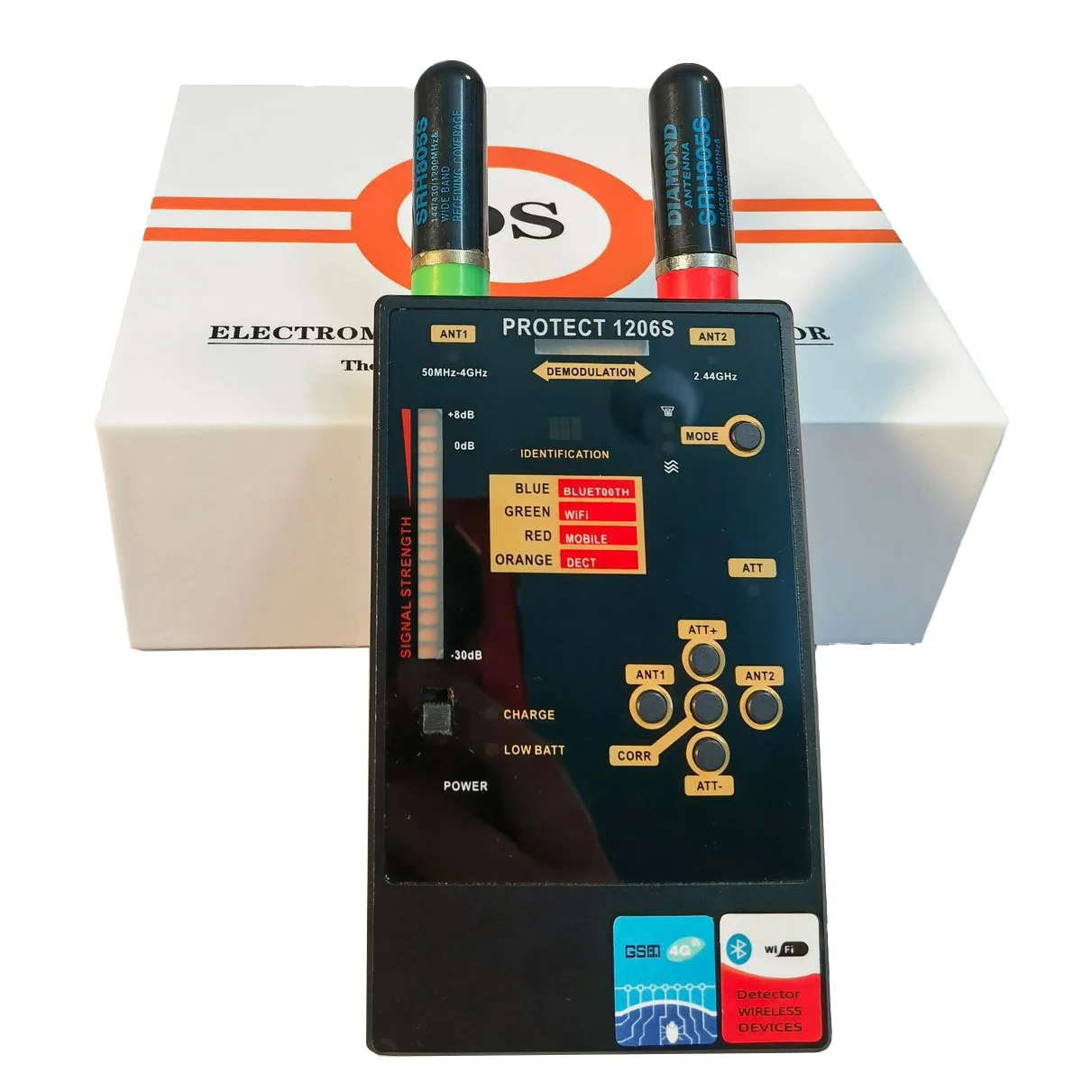 

Трехмерный детектор Threat 1206S: сканируйте скрытые камеры/беспроводные ошибки/трекеры GPS, охват 50–4 ГГц, 3 режима оповещения, украинский чип