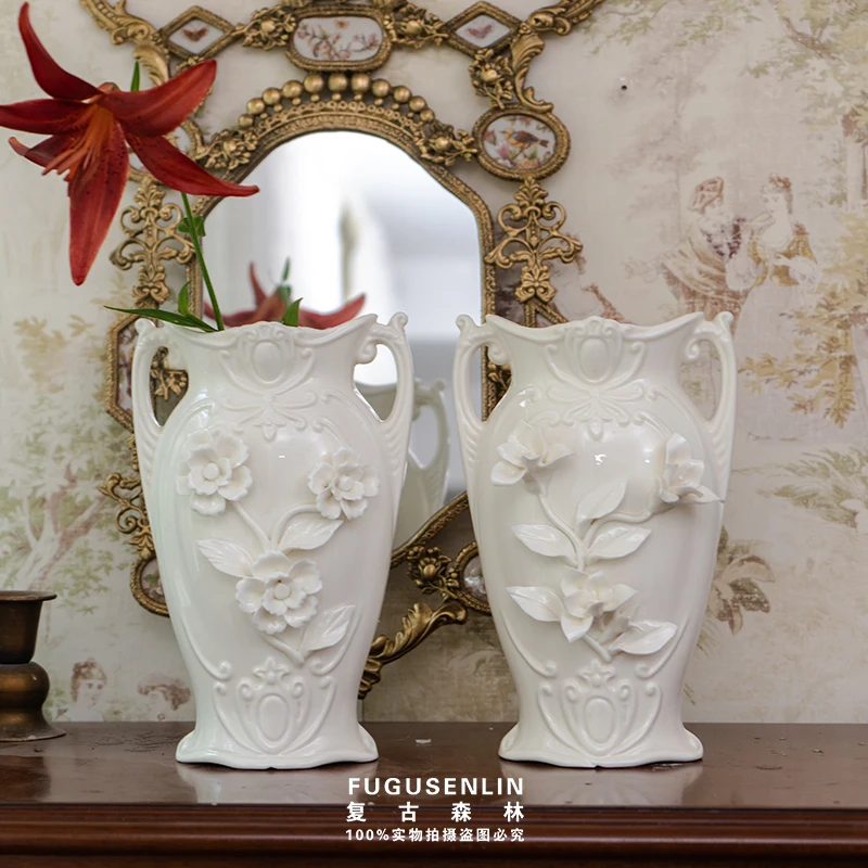 Vintage Forest European Middle Ancient Heavy Duty Relief Three-dimensional Handmade White Ceramic Flower Vase Home Decoration