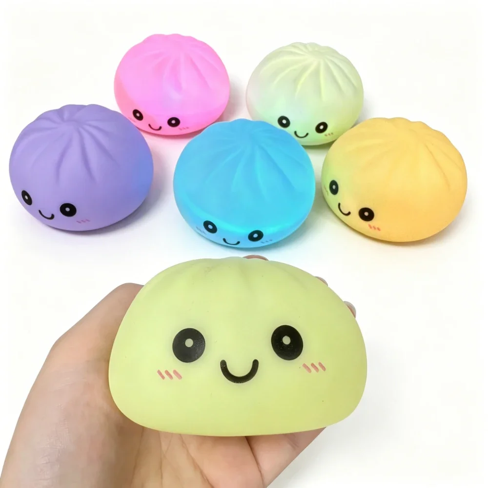 Leuchtender Bubble-Spitting-Steamed-Bun-Stressball: Realistisches Lebensmittel-Design, Ästhetisches Büro-Schreibtisch-Deko-Spielzeug zur Stresslinderung – Detail 15