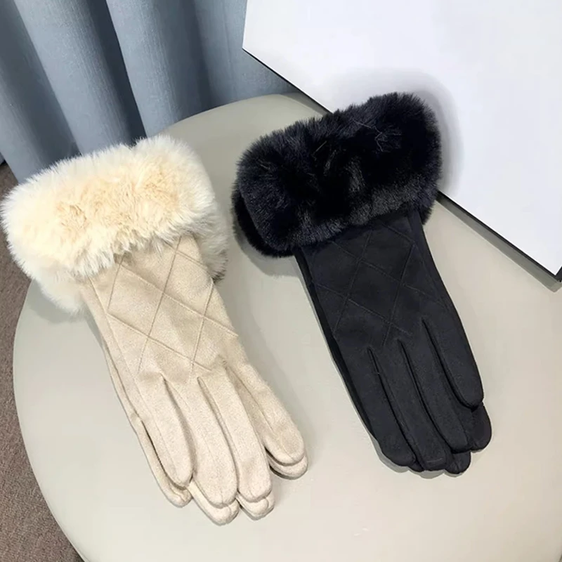 Retro Suede Winter Fleece-lined Gloves Plaid Keep Warm Touch Screen Gloves Plush Windproof Women Cycling Mittens Outdoor