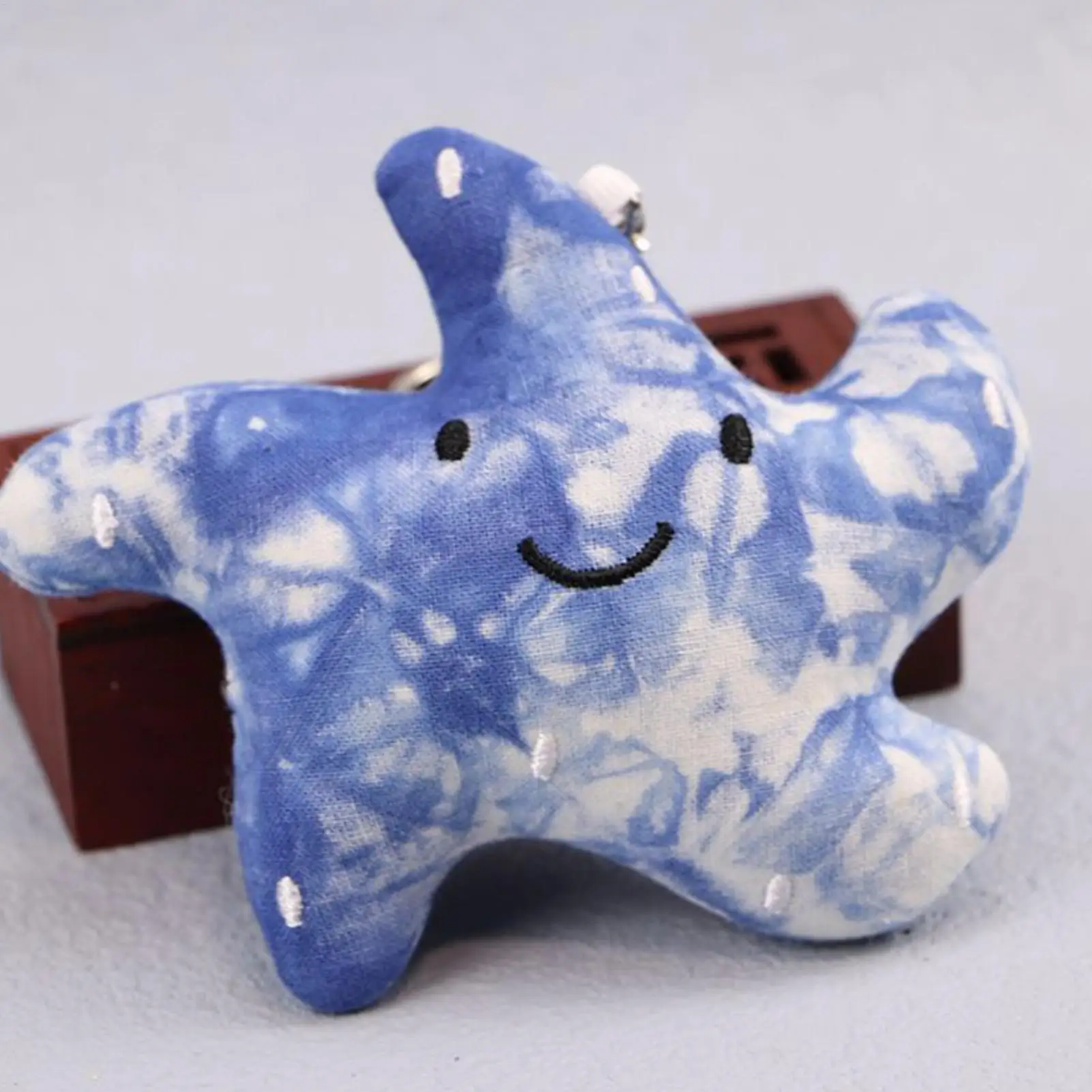 

Cloud Keychain Tie-Dye Cute Plush Keyring Fashion Accessory For Handbag Offices School Bag Car Daily Collection Thanksgiving