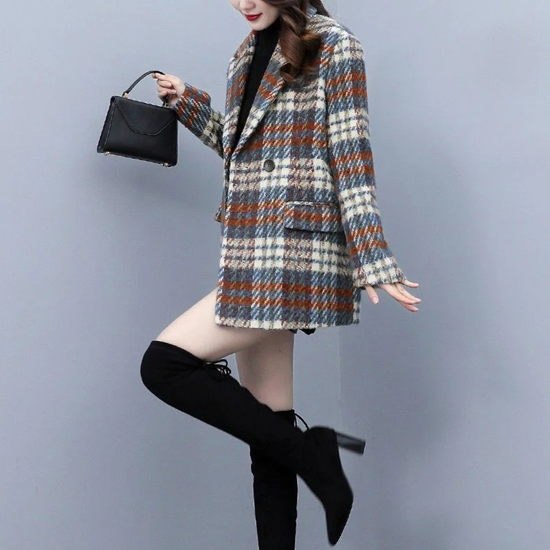 2025 New Autumn Winter Plaid Woolen Blazer Jacket Women's Overcoat Korean Loose Thickened Blazer Woolen Coat Female Outwear