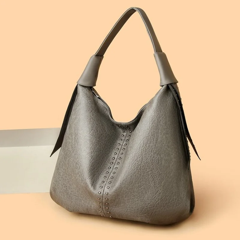 

Stylish Ladies Hand Bags Made Of Nubuck Leather Featuring Breathable Casual Lisbon Refined Spacious Soft Daily Style​