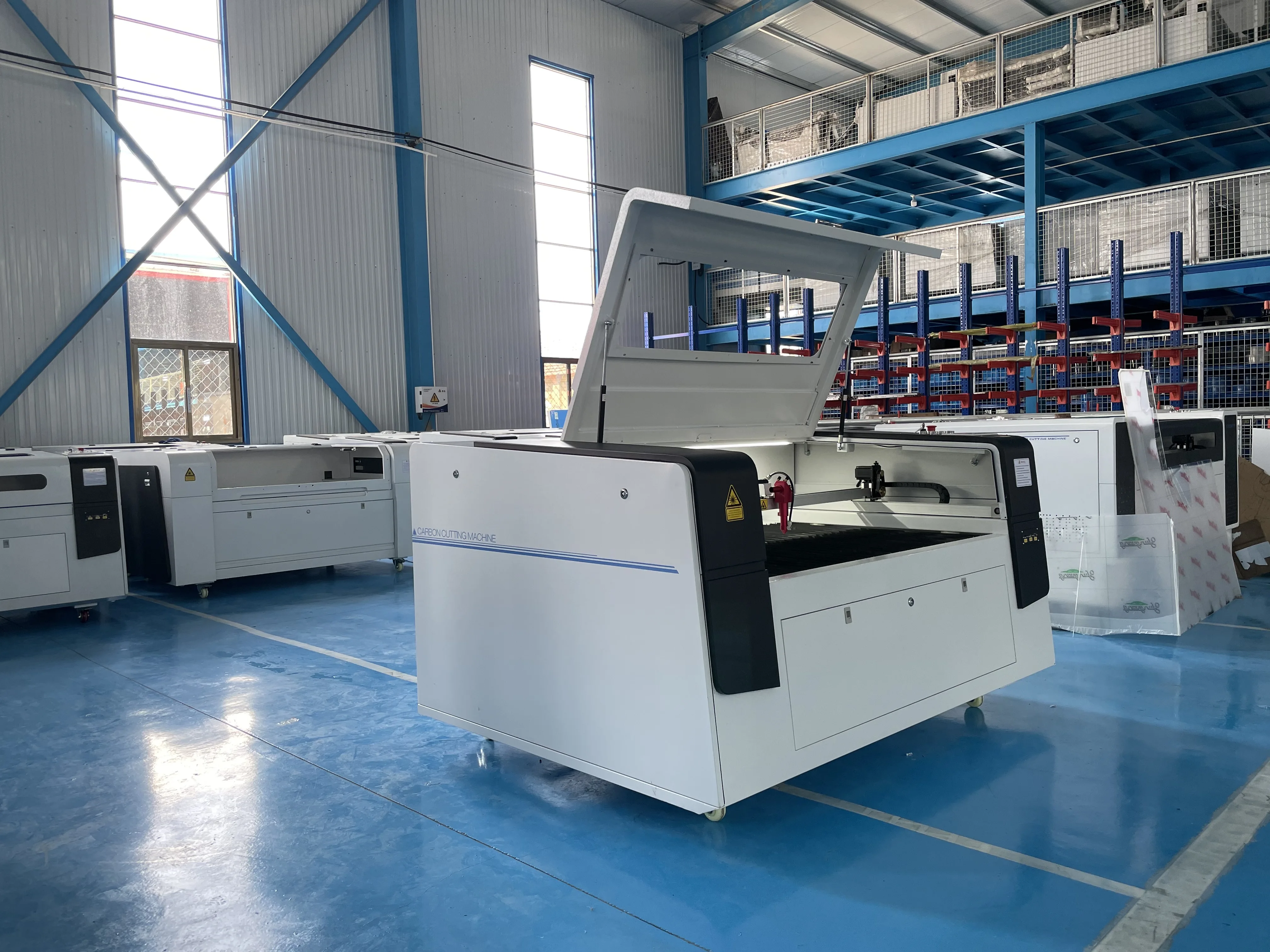 1390 Small machine size carbon steel laser cnc High precision fiber laser cutting machine 1000W 3000W 1300mm*900mm