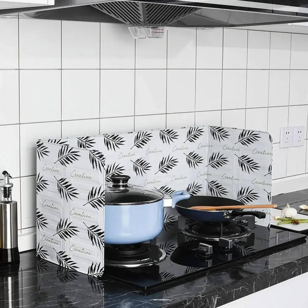 Aluminum Foil Gas Stove Baffle Foldable Oil Splash Protection Screen Kitchen Oil Plate Fried Vegetable Oil Separating Plate