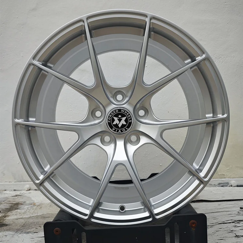 Koła ze stopu aluminium Niestandardowe koło szprychowe 18-23 cali 5x114.3 5x112 5x110 5x120 Kuty obręcz do Audi Golf BYD Audi Toyota Benz Bmw