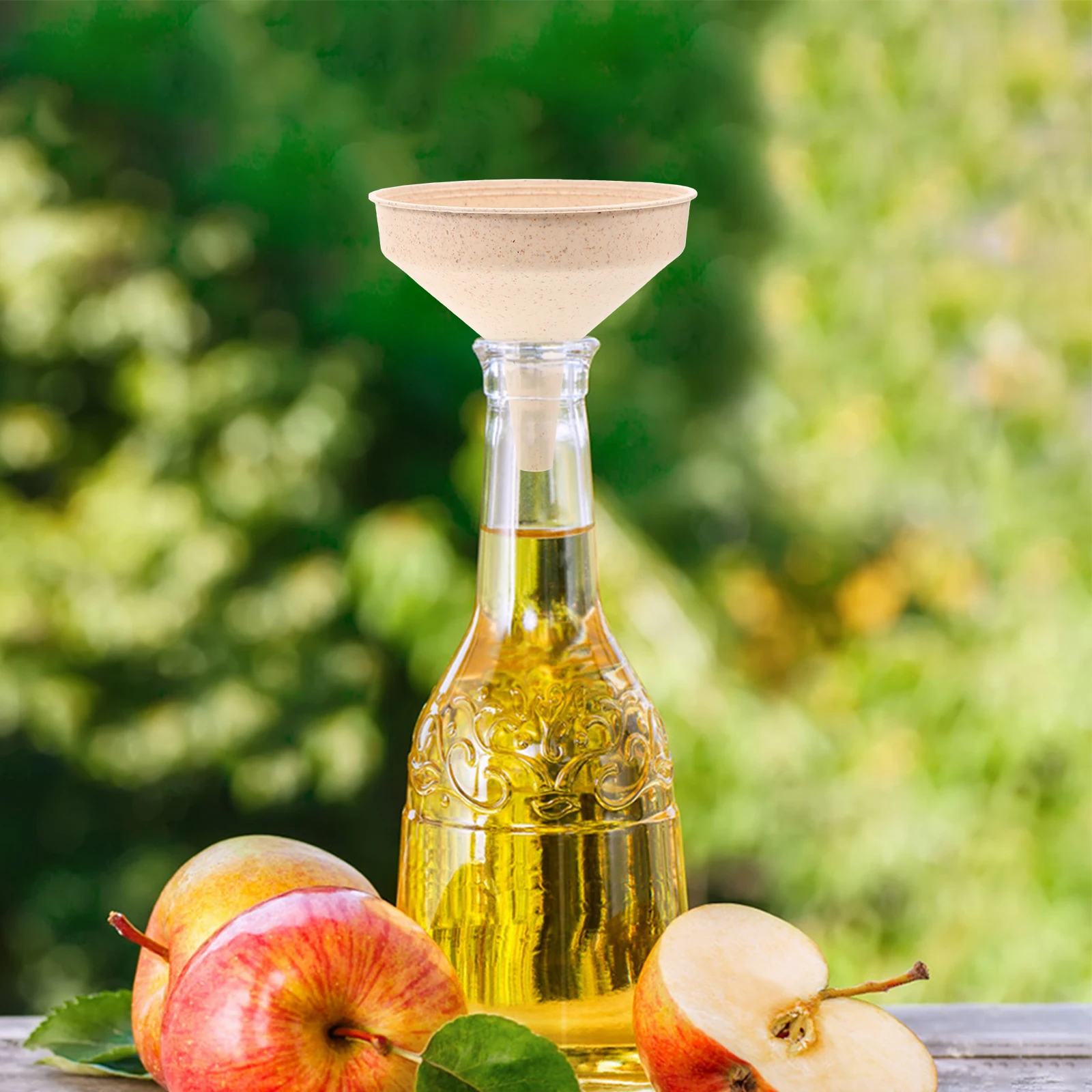 

Kitchen Funnel Liquid Oil Transferring Household Plastic Food Grade Round Mouth No Spill Use For