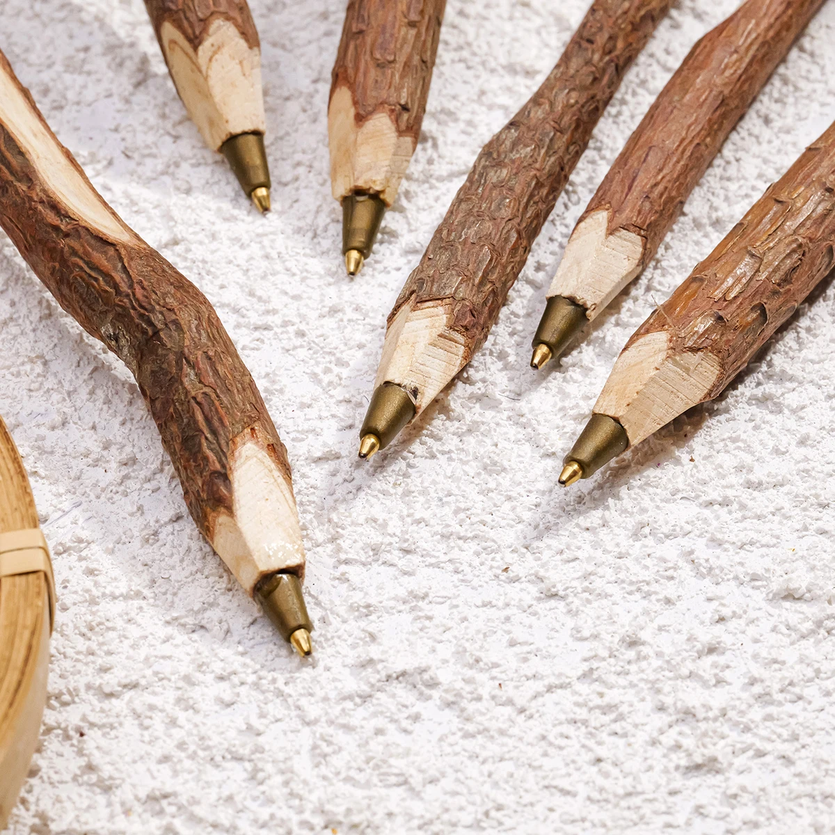 1 قطعة قلم سحري من الحجر الخام الكريستالي الطبيعي ، قلم حبر جاف خشبي مع قلم توقيع الصولجان المزخرف بالكريستال ، هدية مثالية للعطلات
