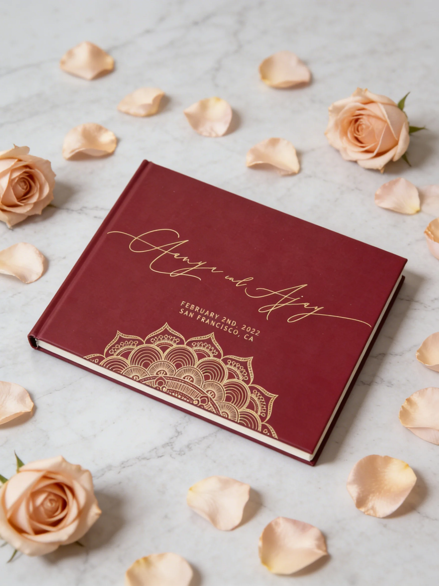 

Персонализированная книга для гостей с дизайном мандалы для свадебного приема, пустая книга для подписей на помолвку и девичник