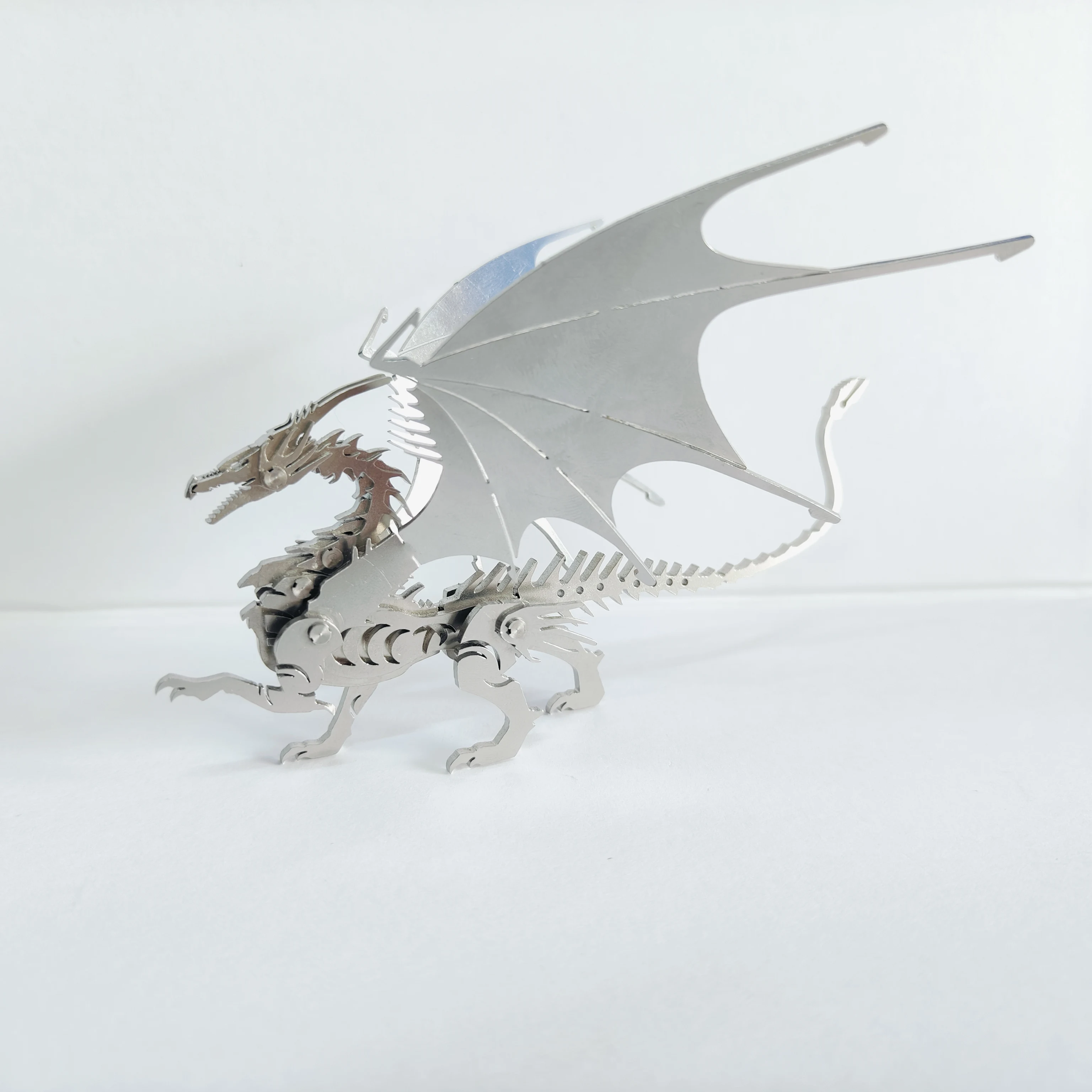 

MOKR Fire Dragon 3D Metal Puzzle Children's Toy Education and Training DIY Handicraft Christmas Birthday Gift Assembly