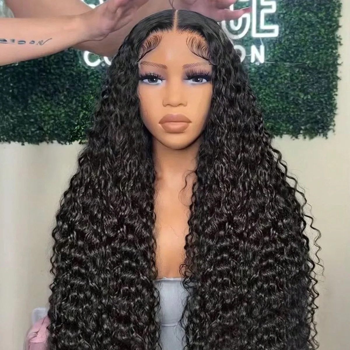 

Кудрявый HD 13x6 Кудрявая волна 250% 30 40 дюймов HD Прозрачный парик из натуральных волос на фронтальной части шнурка 13x4 Парик фронтальной части шнурка 5x5 Бесклеевые волосы Remy