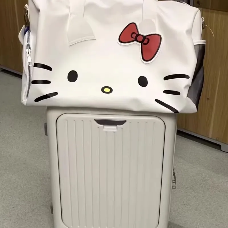 Large Capacity Travel Carry on Luggage Designer Bags Luxury Cute Hello Kitty Waterproof Duffle Bag Fashion Trend Brand Handbag