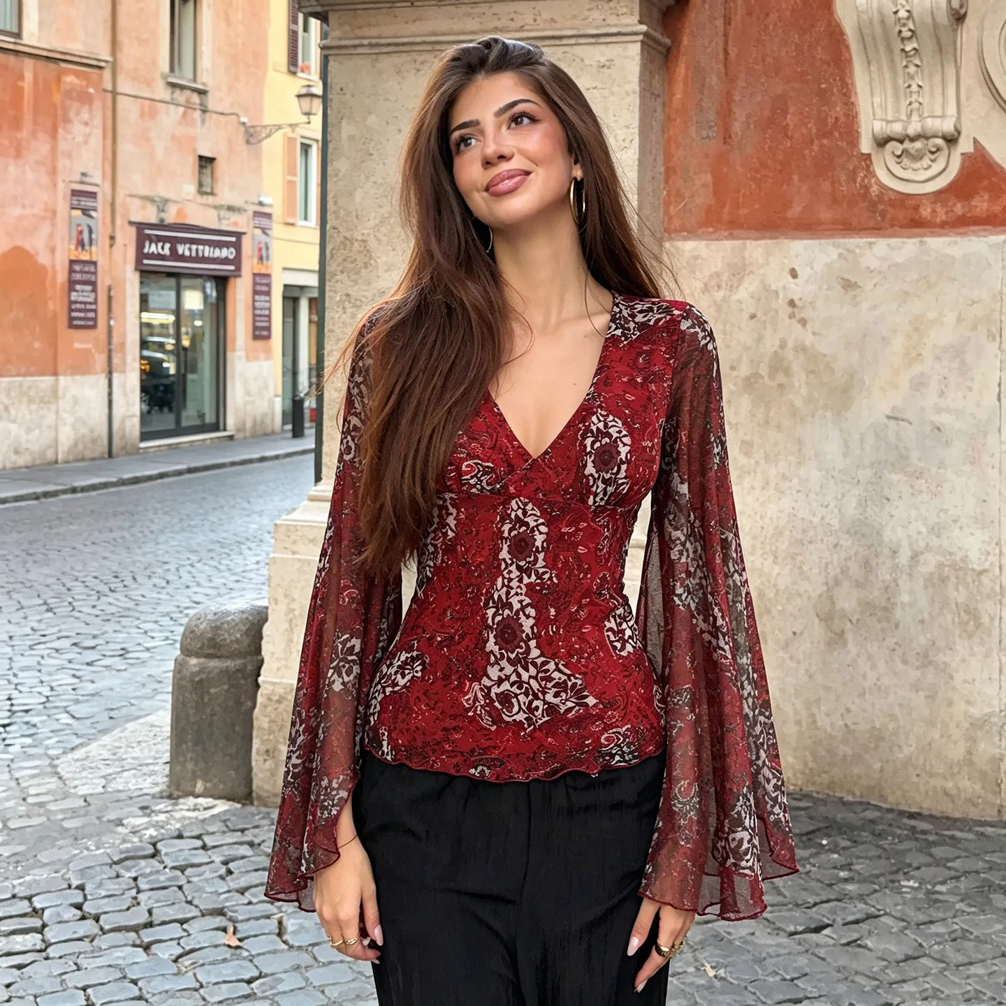 Retro-style cashew print fitted V-neck chiffon top with a waistband. Loose bell-shaped sleeves for a casual blouse for women. S75fb45d6a33a480c8516a70cdc2aad65R