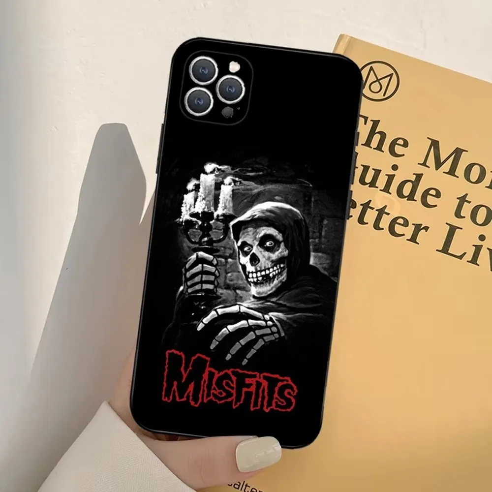 M-Misfits-Coque de téléphone portable Glenn, étui souple noir, pour iPhone 16,15,14,13,12,11,Pro,X,XS,Max, Poly, Plus,Mini