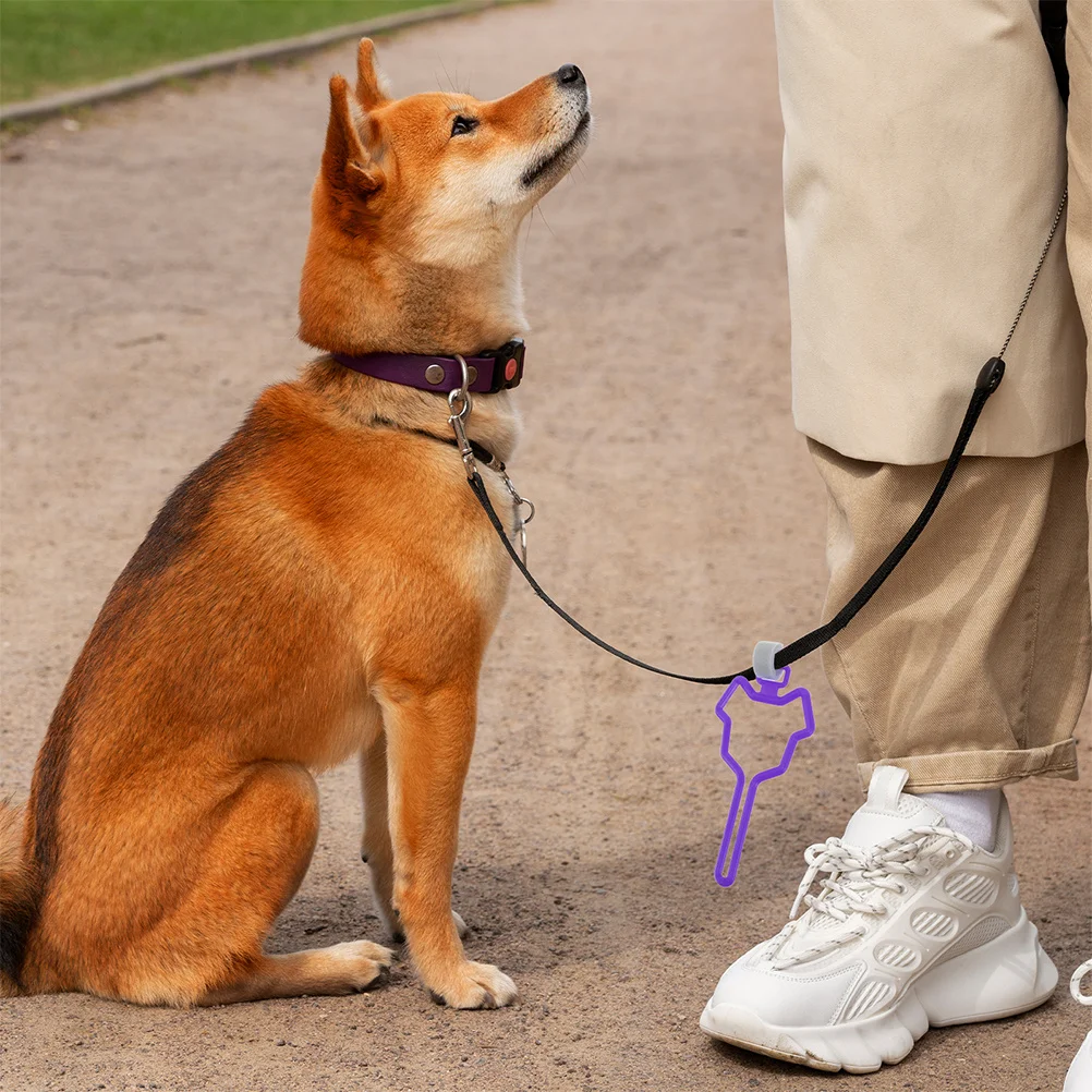 

2Pcs Pet Waste Bag Clip Dog Poop Holder Leash Carrier Hands-Free Walking Accessory Dog Cat Puppy Outdoor Supplies