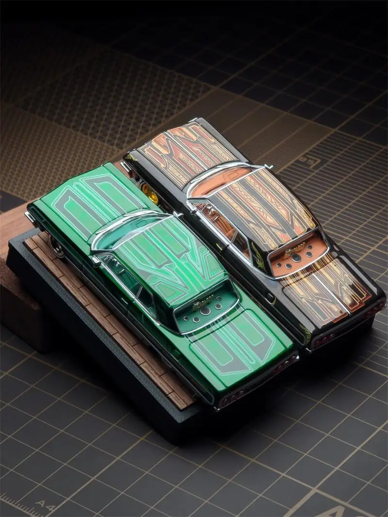 97m 1:64 1964 Impala LowRider Gypsy Rose / ARCHDEMON  Diecast Model Car