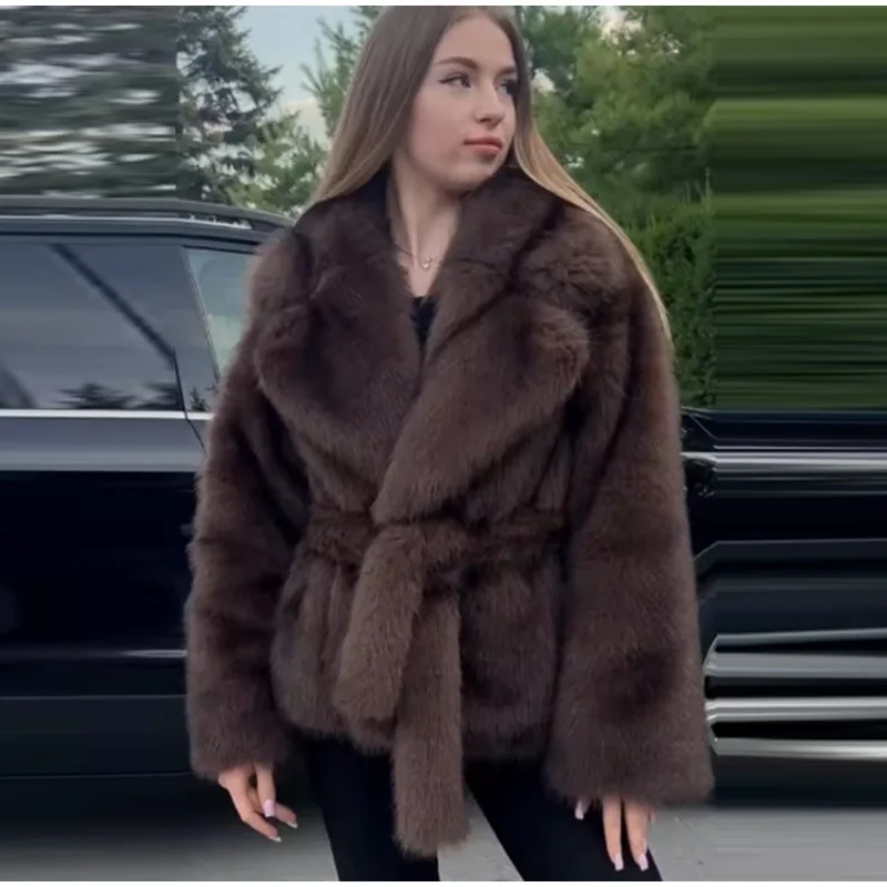 Cappotto con risvolto in pelliccia sintetica moda da donna elegante giacca per il tempo libero con lacci allentata solida inverno nuova giacca da donna in pelliccia calda per tenere al caldo