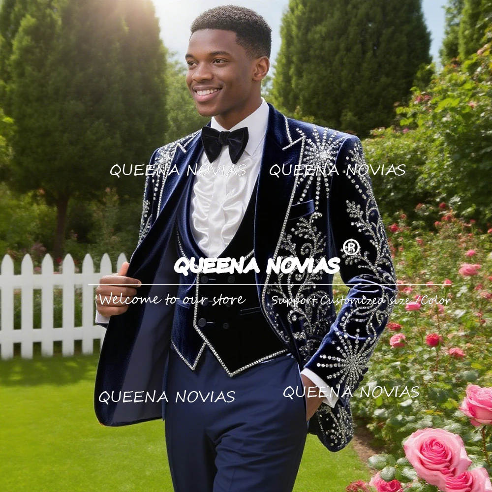 

Изысканные свадебные костюмы с серебряными кристаллами для мужчин, комплекты из 3 предметов, бархатные пиджаки для выпускного вечера с бисером, мужские смокинги для банкета и жениха по индивидуальному заказу