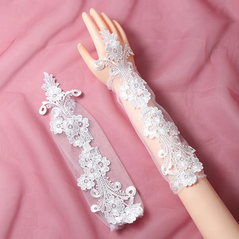 New bride wedding dress lace gloves wedding open finger gloves white lace medium length thin wedding gloves simple