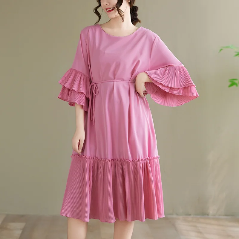 فستان قميص فضفاض للنساء بلون سادة وأكمام مضيئة على شكل حرف a مطوي تي شيرت فستان صيفي غير رسمي للحفلات الكشكشة رداء