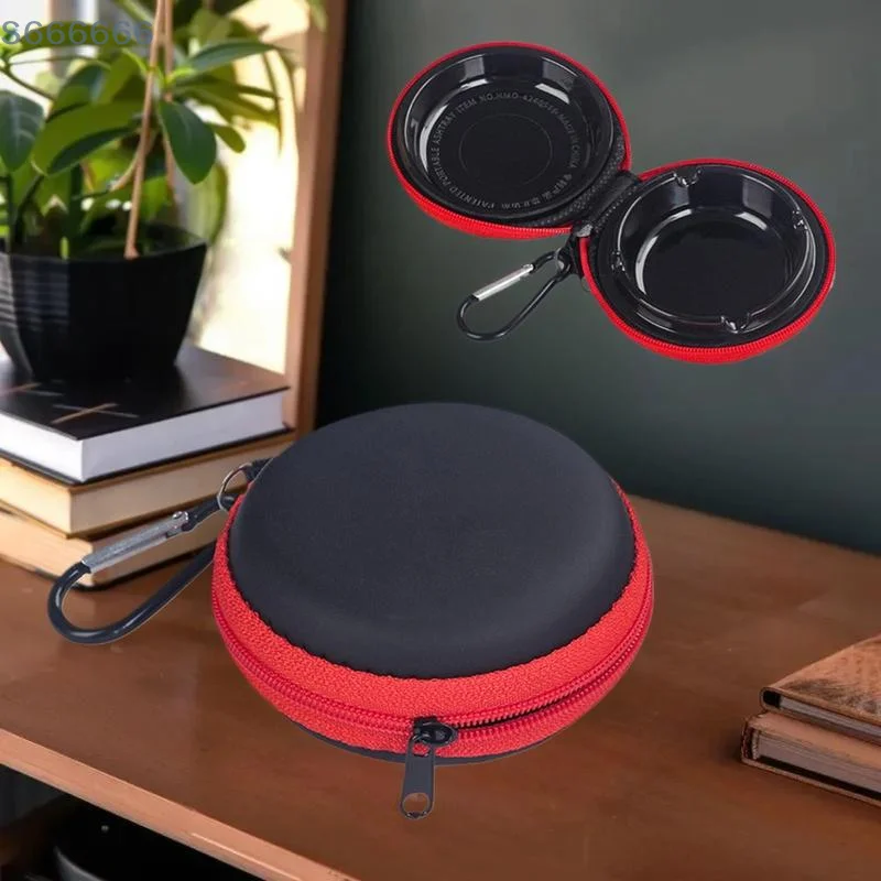 

Lightweight and Portable EVA Ashtray, Equipped with Keychain & Cover for Car and Travel Smokings