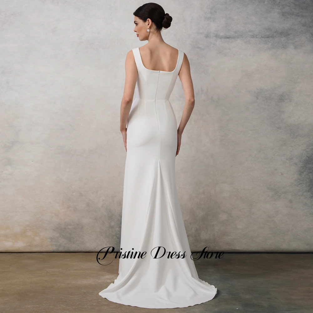 High Quality Customized Sheath Jersey Wedding Dress with Side Slit Simple Square Collar Sleeveless Bridal Gowns for Women