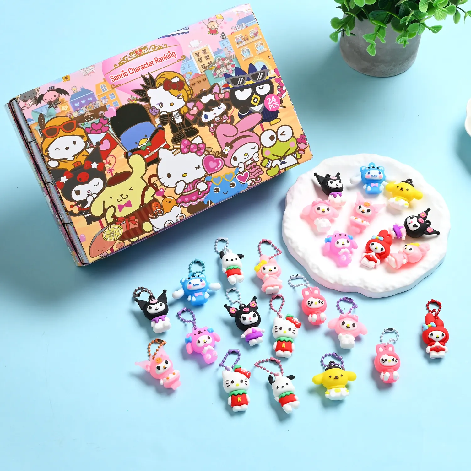 

Набор из 24 фигурок Sanrio Hello Kuromi 2026 года: аниме-фигурки, брелоки, подвески, декоративные игрушки для детских рождественских подарков ﻿