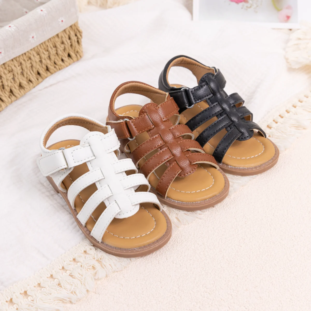 Summer Fashion Neutral Solid Color Children's Sandals PU Leather Non-slip Wear-resistant Rubber Material Open-toe Beach Sandals